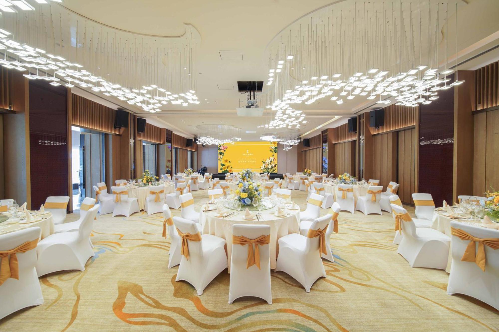 Imperial Traders Elong Hotel - Free Shuttle Bus To Canton Fair Complex & Overseas Buyer Registration Services Екстериор снимка