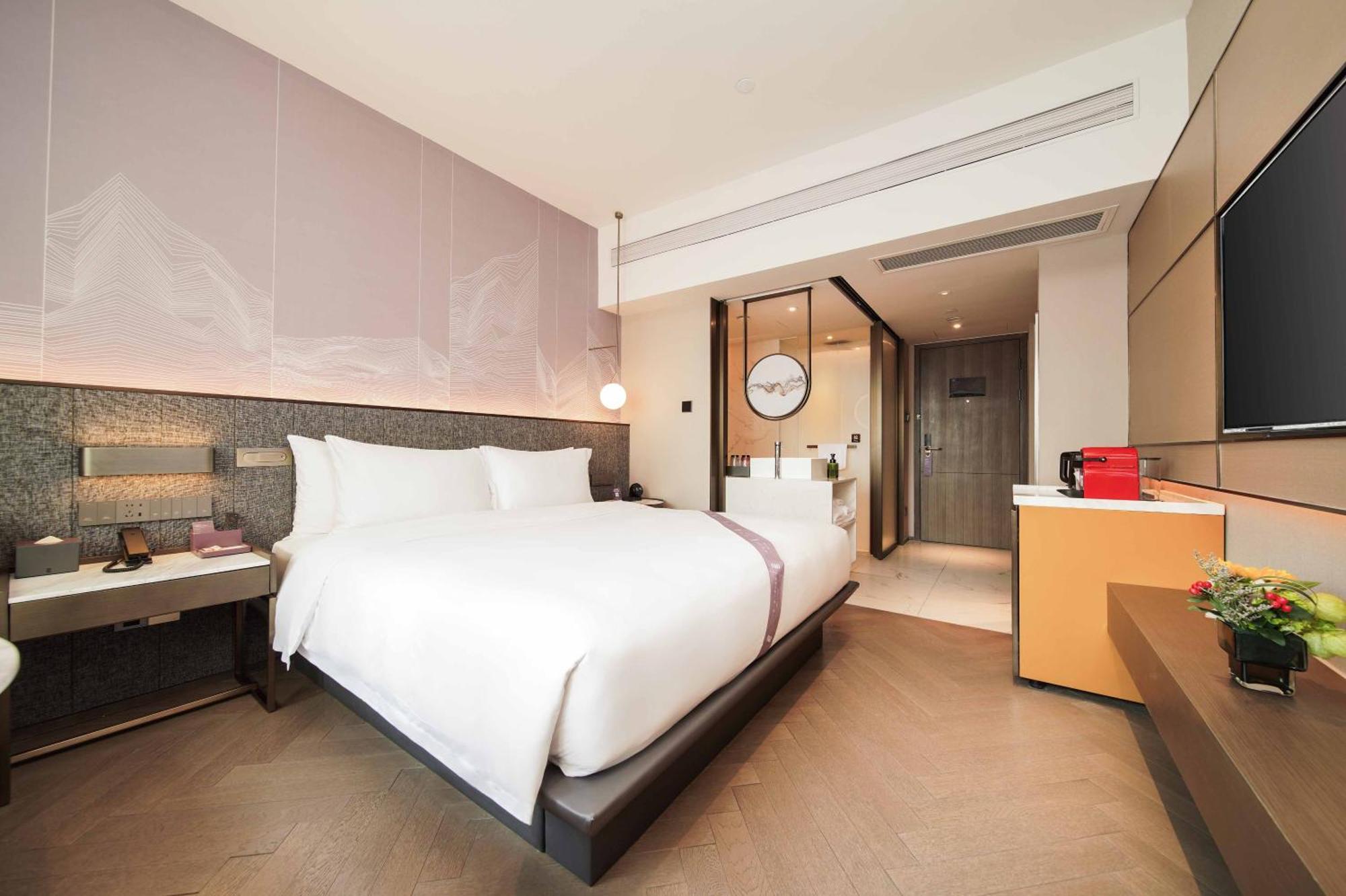 Imperial Traders Elong Hotel - Free Shuttle Bus To Canton Fair Complex & Overseas Buyer Registration Services Екстериор снимка
